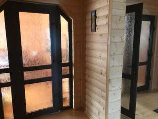 Гостевой дом Садыба Валерча Яремче Двухместный номер с 1 кроватью и собственной ванной комнатой вне номера-1